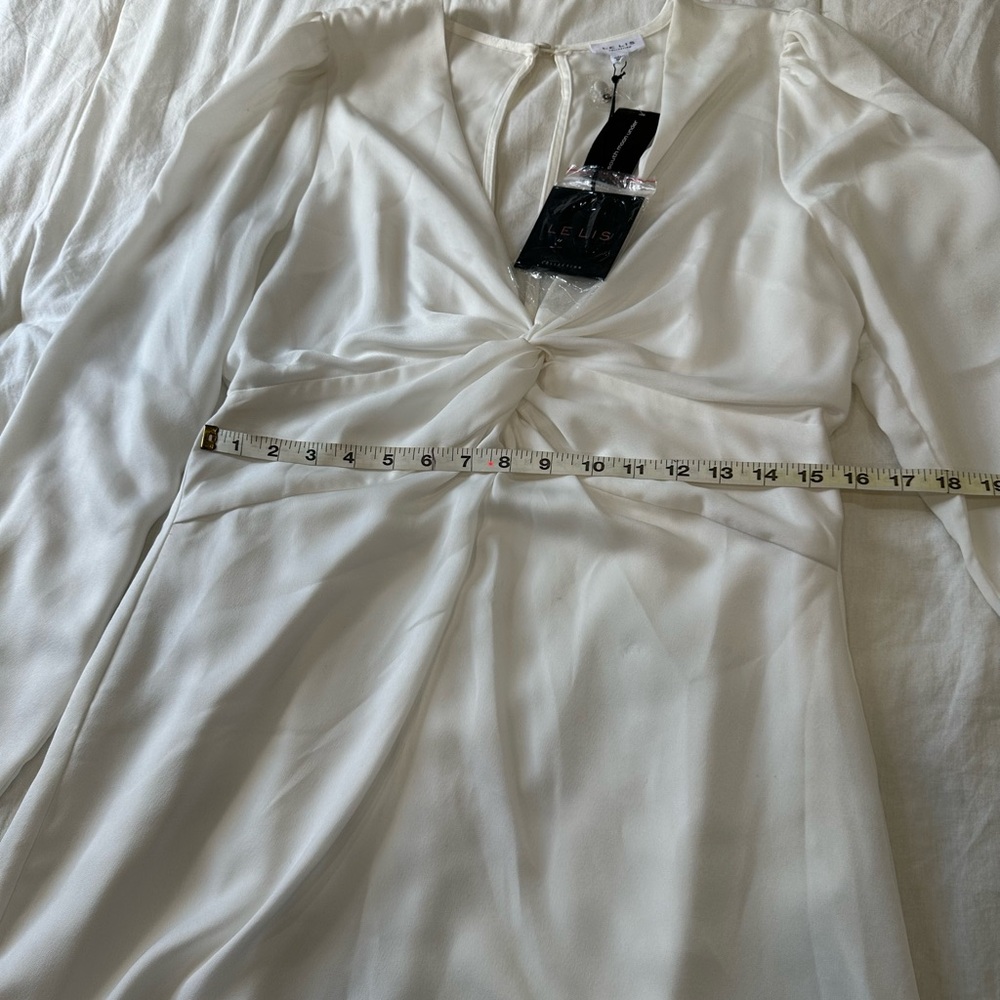 Le Lis White Long Sleeve Dress size L - Picture 10 of 12